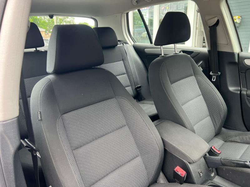 Volkswagen Golf 2.0L 4-Door TDI 2013