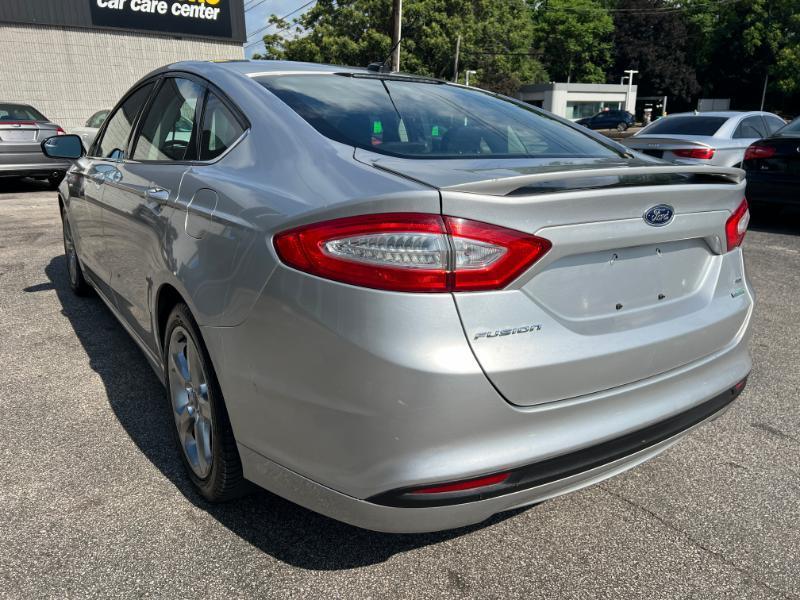 Ford Fusion SE 2014