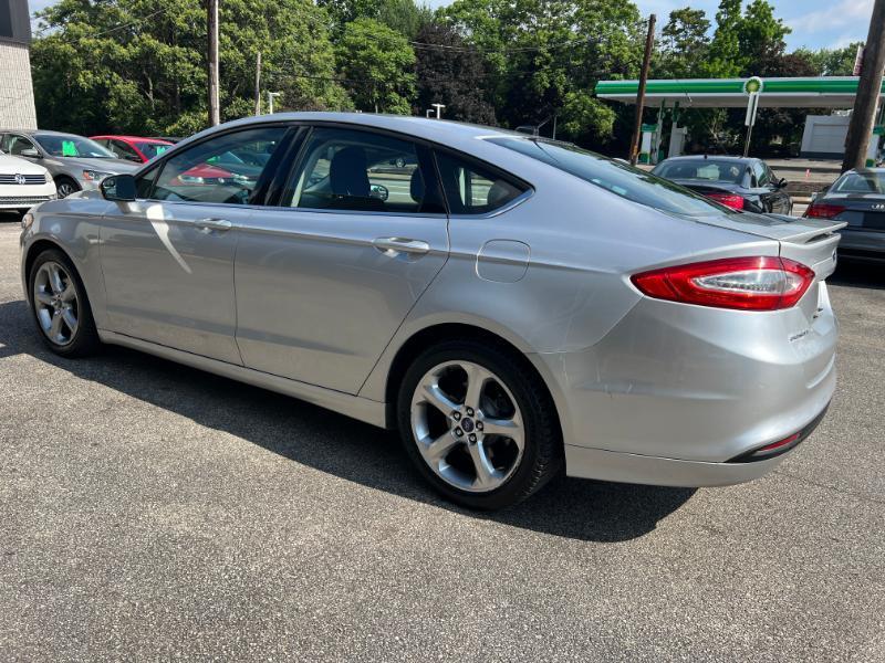 Ford Fusion SE 2014