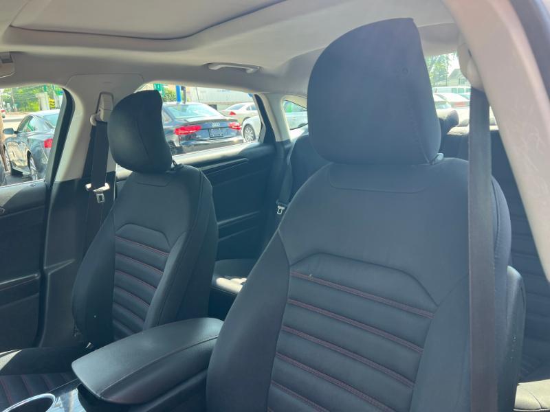 Ford Fusion SE 2014