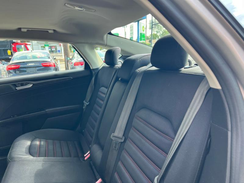 Ford Fusion SE 2014