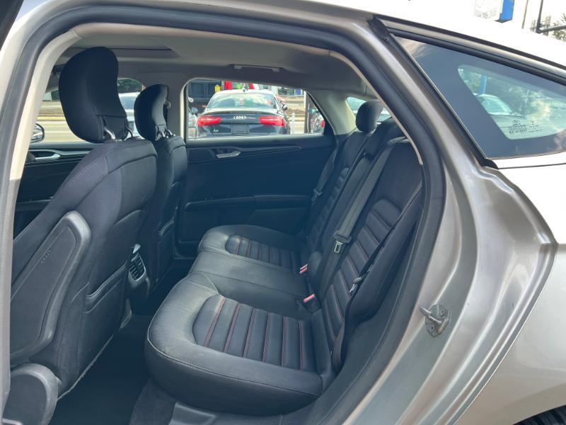 Ford Fusion SE 2014
