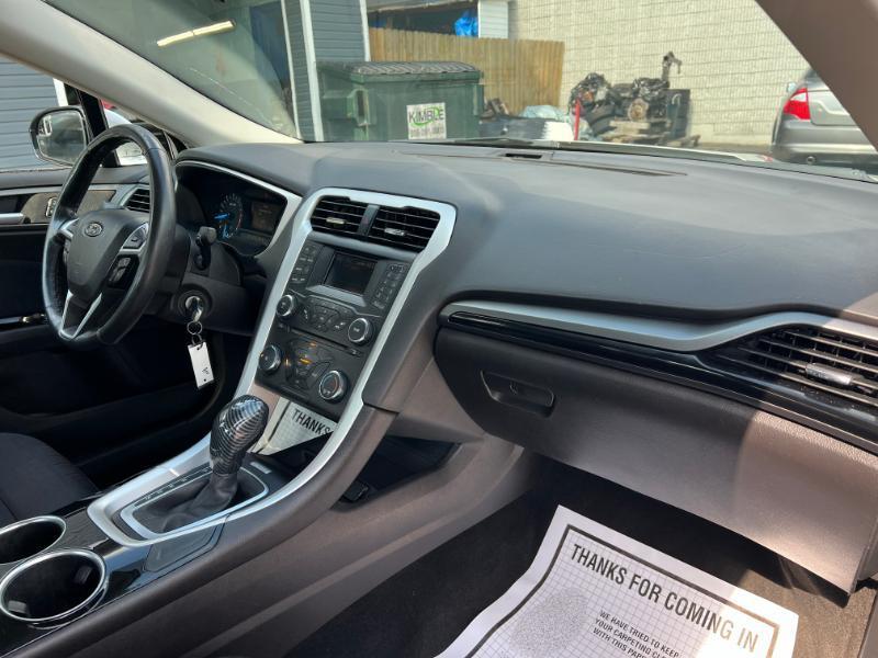 Ford Fusion SE 2014