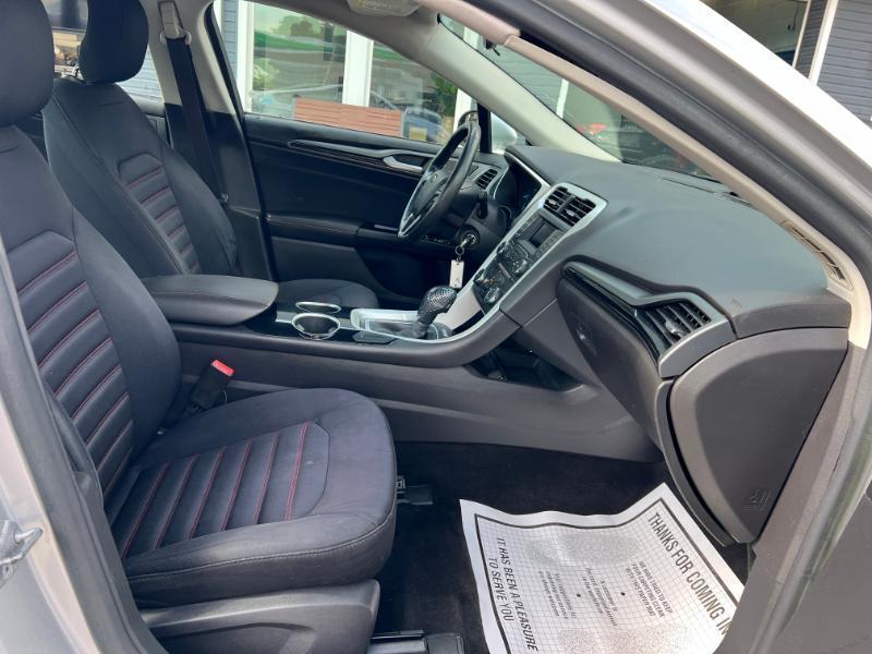 Ford Fusion SE 2014