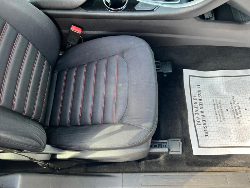 Ford Fusion SE 2014