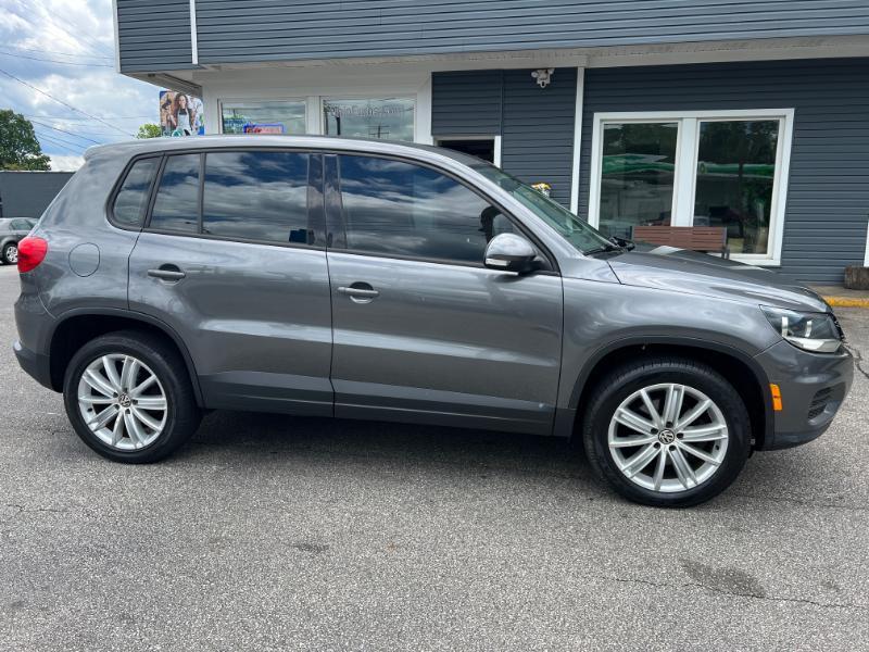 Volkswagen Tiguan S 4Motion 2012