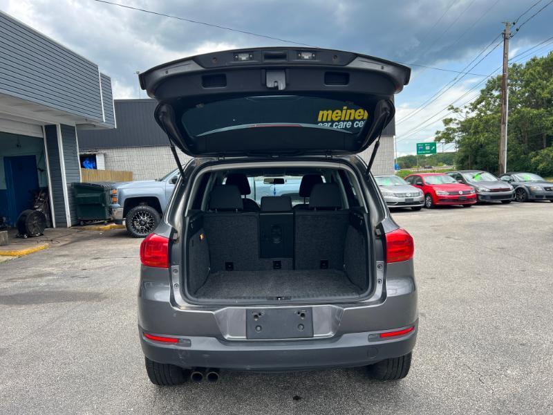 Volkswagen Tiguan S 4Motion 2012