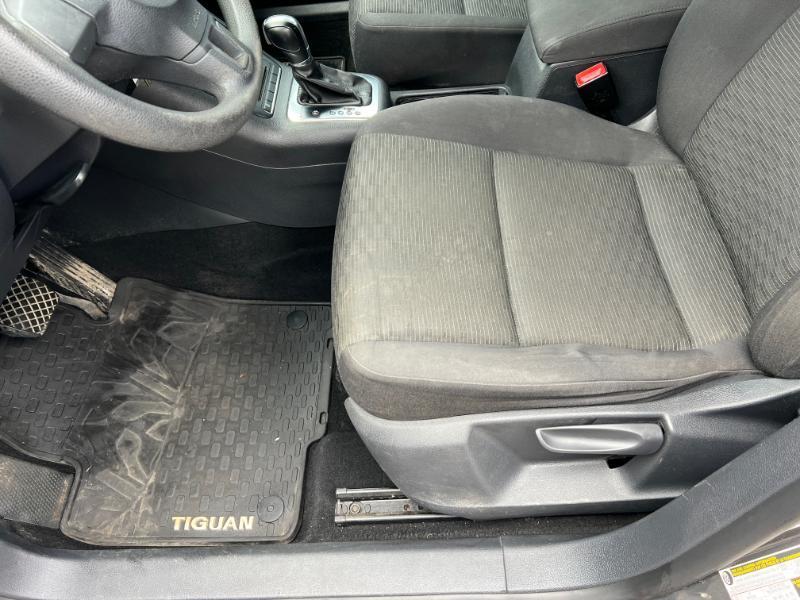 Volkswagen Tiguan S 4Motion 2012