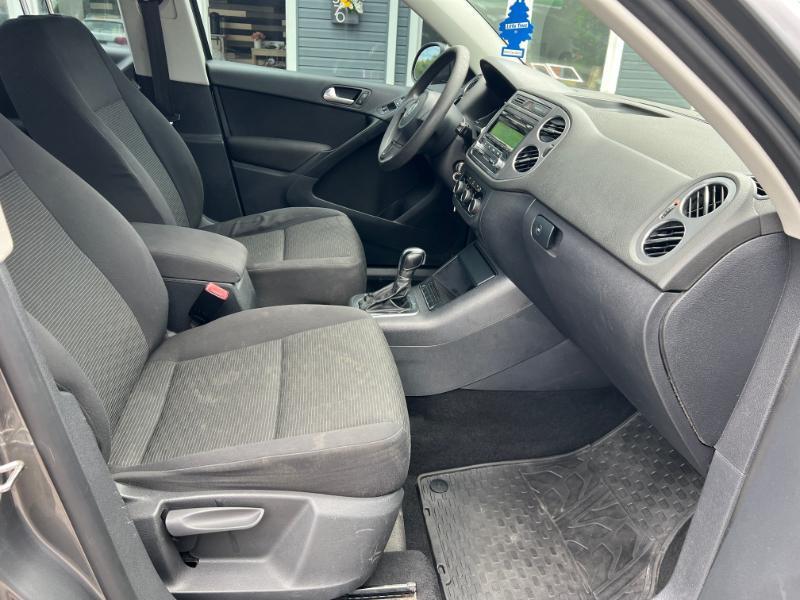 Volkswagen Tiguan S 4Motion 2012