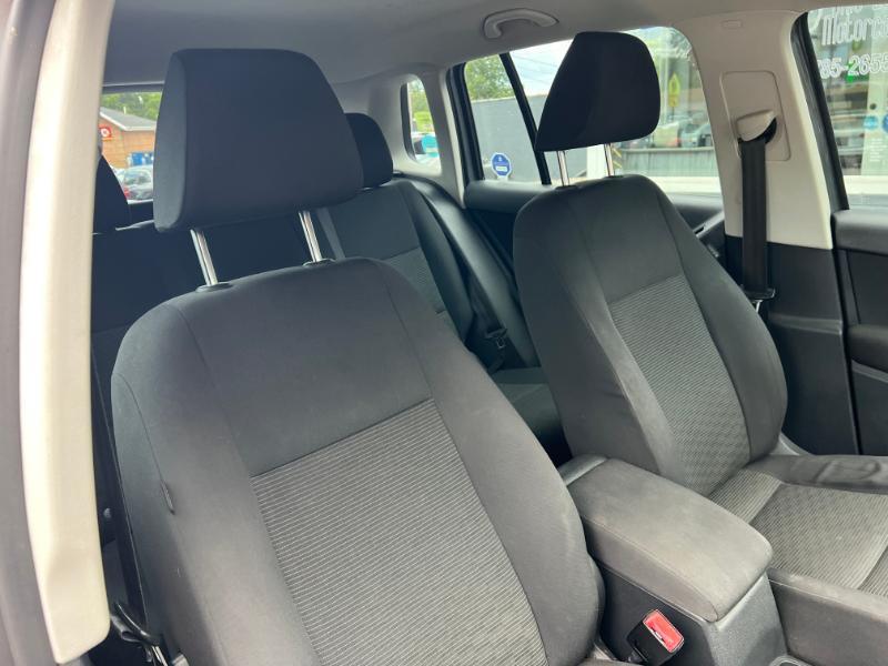 Volkswagen Tiguan S 4Motion 2012