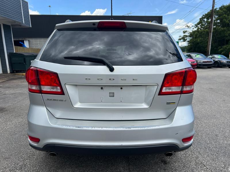 Dodge Journey Mainstreet 2011