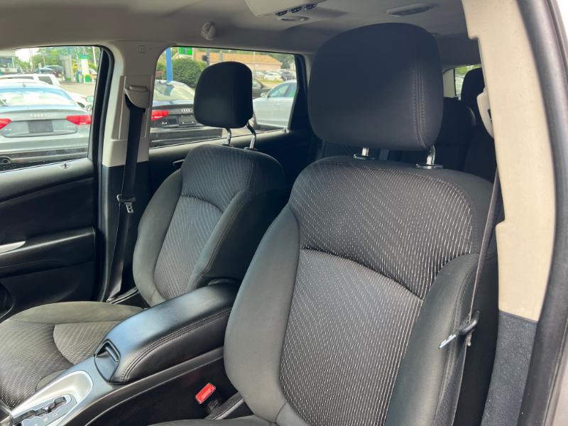 Dodge Journey Mainstreet 2011