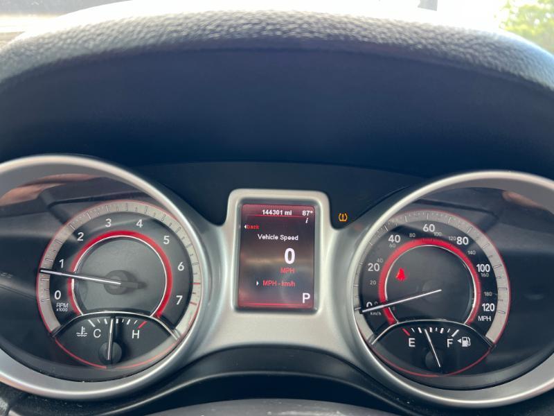 Dodge Journey Mainstreet 2011