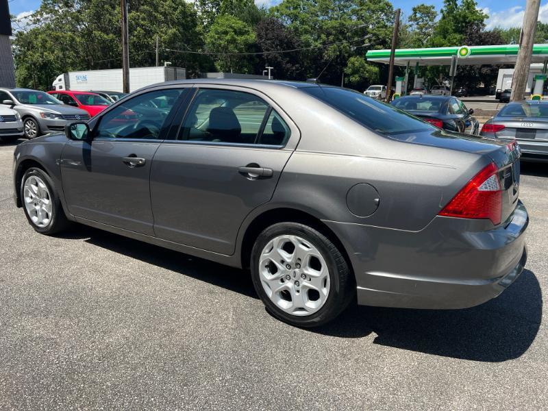 Ford Fusion V6 SE 2011