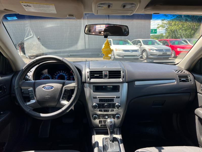 Ford Fusion V6 SE 2011