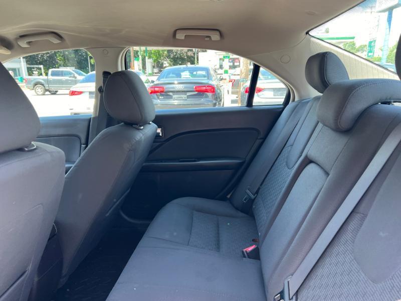 Ford Fusion V6 SE 2011