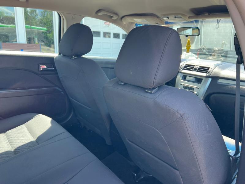 Ford Fusion V6 SE 2011