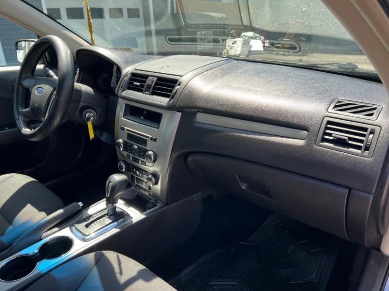Ford Fusion V6 SE 2011