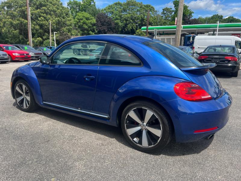 Volkswagen Beetle 2.0T Turbo 2012