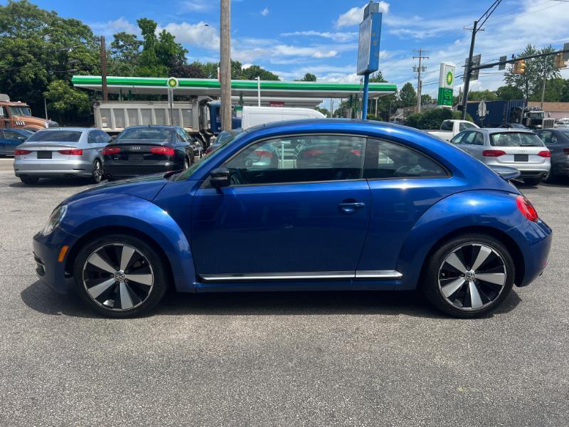 Volkswagen Beetle 2.0T Turbo 2012
