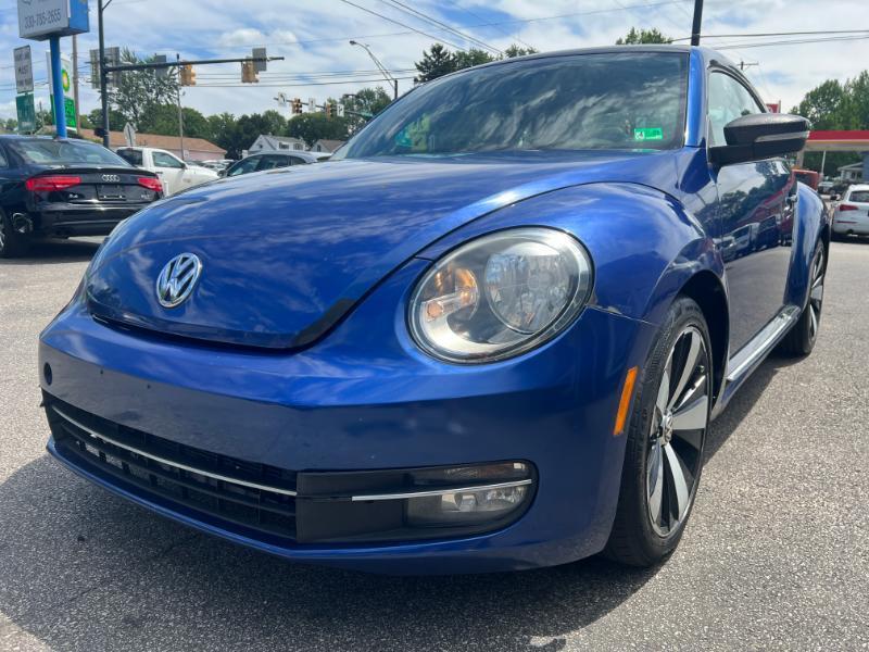Volkswagen Beetle 2.0T Turbo 2012