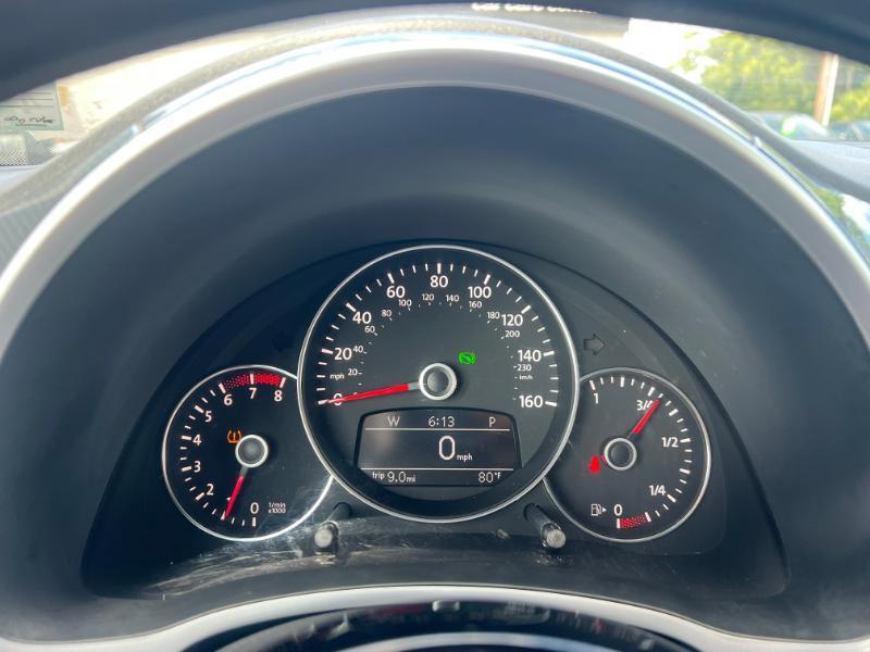 Volkswagen Beetle 2.0T Turbo 2012