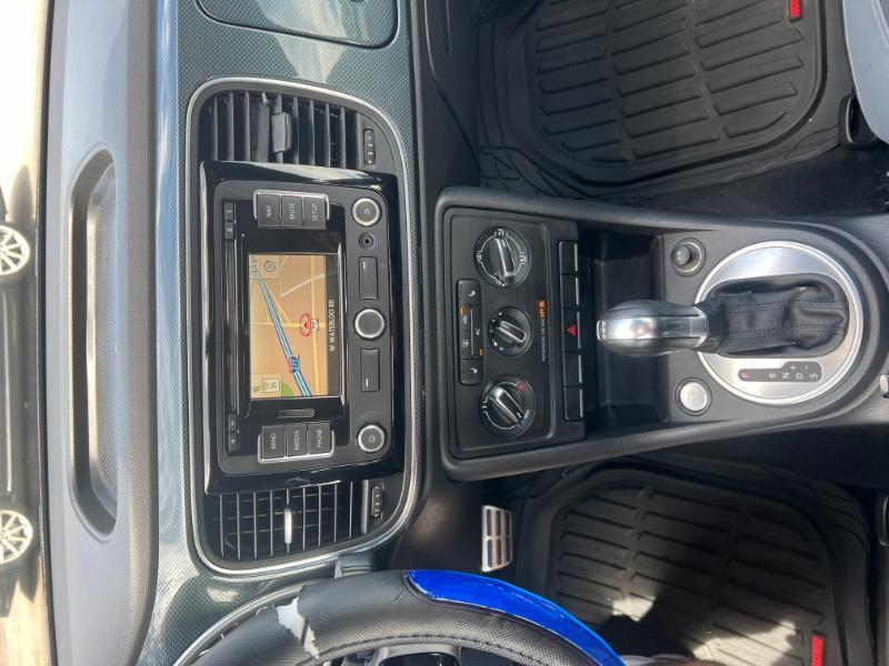 Volkswagen Beetle 2.0T Turbo 2012