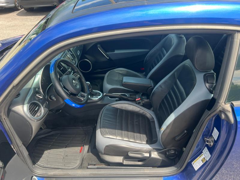 Volkswagen Beetle 2.0T Turbo 2012