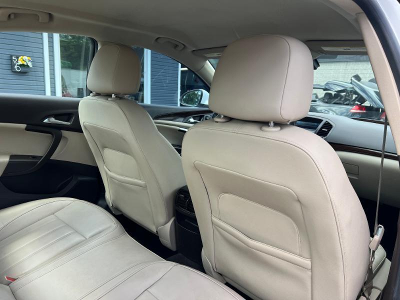 Buick Regal CXL - 1XL 2011
