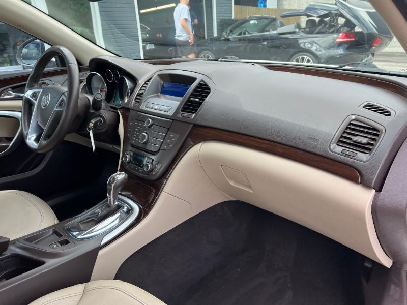 Buick Regal CXL - 1XL 2011