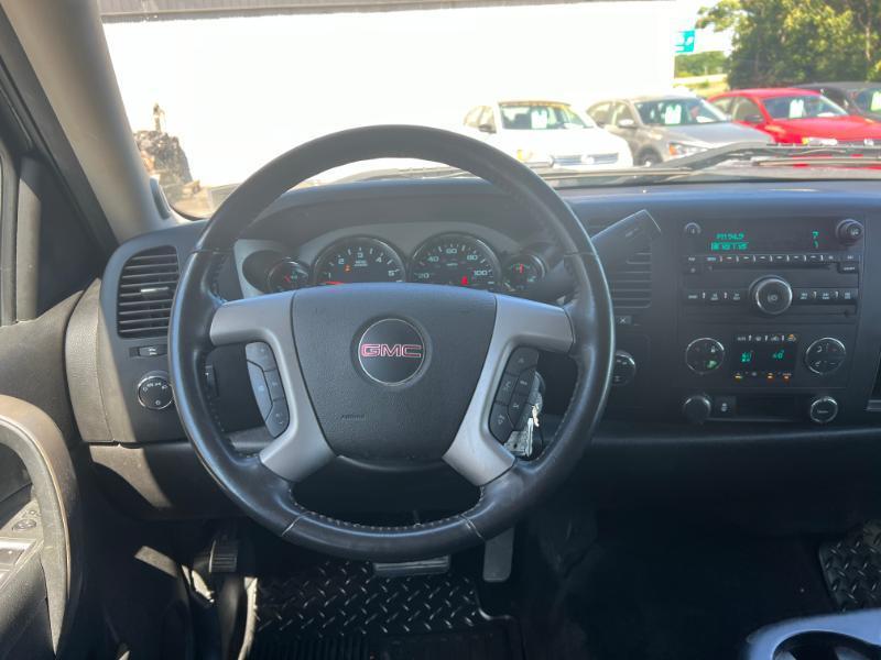 GMC Sierra 1500 SLE Crew Cab 4WD 2013