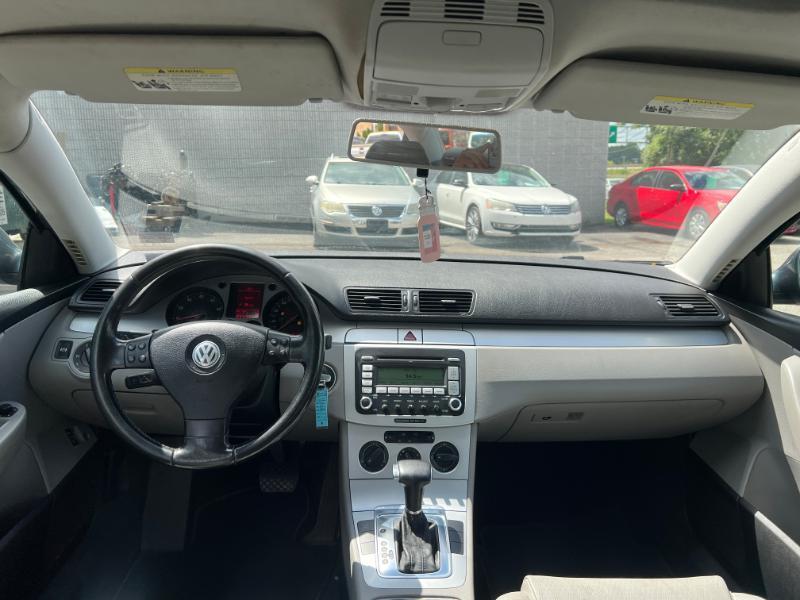 Volkswagen Passat Komfort 2009