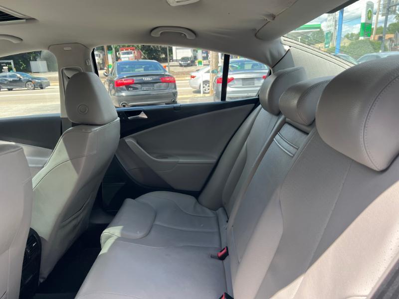 Volkswagen Passat Komfort 2009