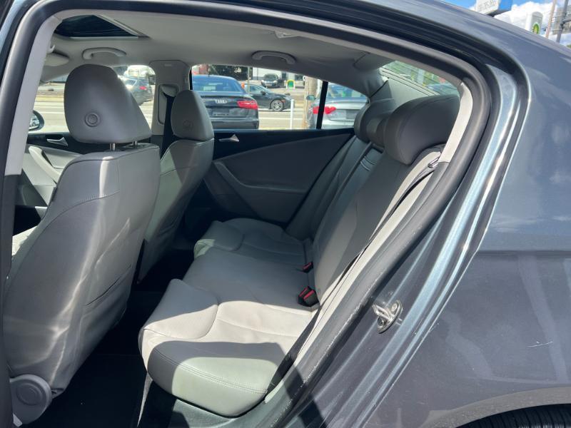 Volkswagen Passat Komfort 2009