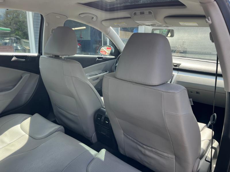 Volkswagen Passat Komfort 2009