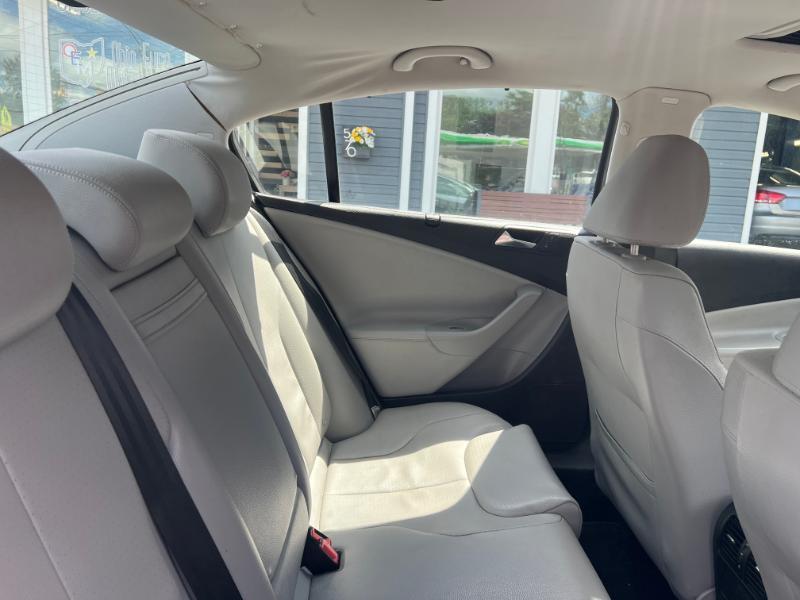 Volkswagen Passat Komfort 2009