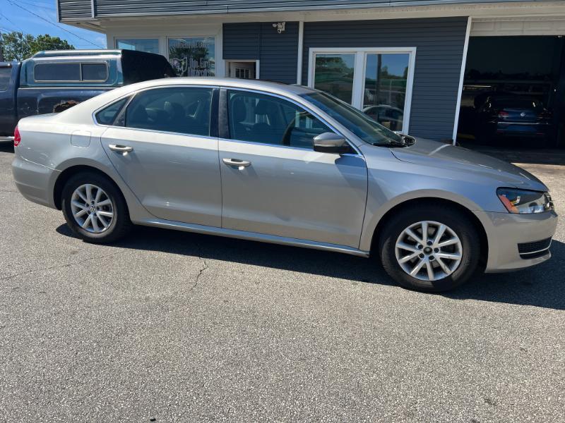 Volkswagen Passat 2.0L TDI SEL Premium 2013