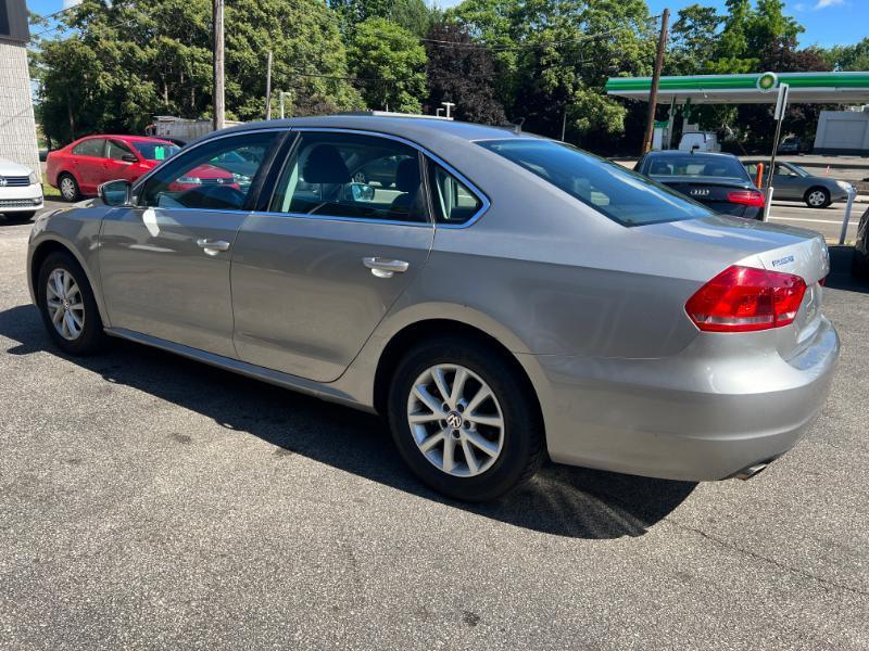 Volkswagen Passat 2.0L TDI SEL Premium 2013