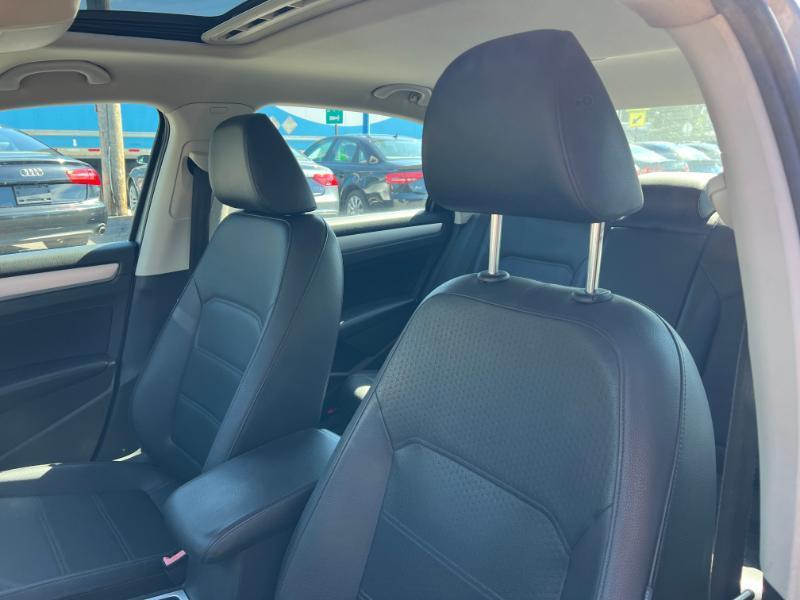 Volkswagen Passat 2.0L TDI SEL Premium 2013