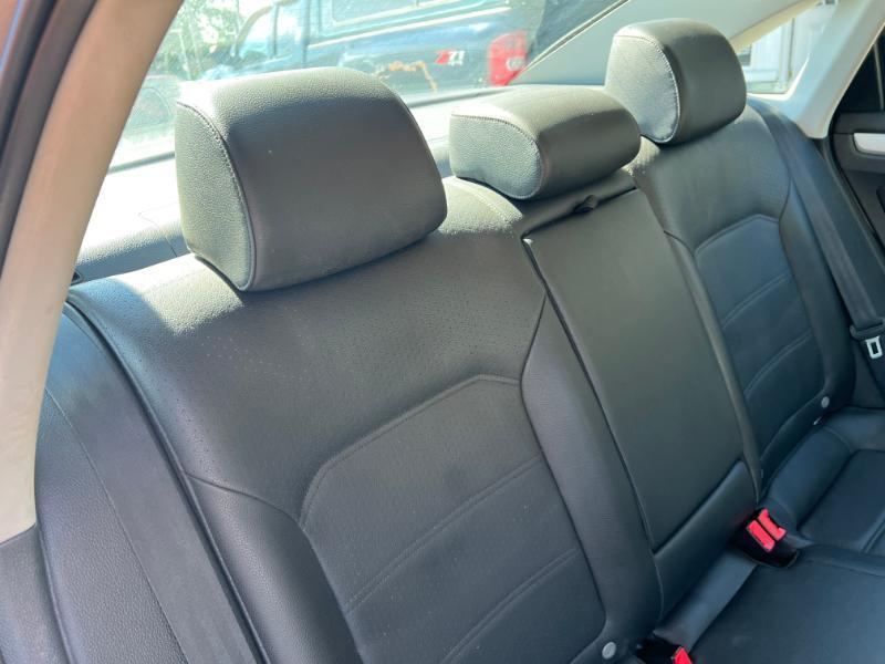 Volkswagen Passat 2.0L TDI SEL Premium 2013
