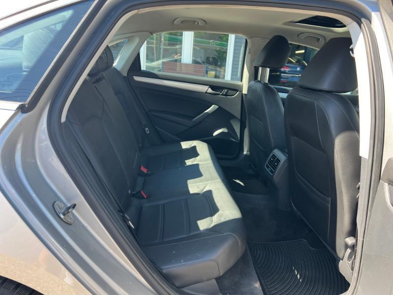 Volkswagen Passat 2.0L TDI SEL Premium 2013