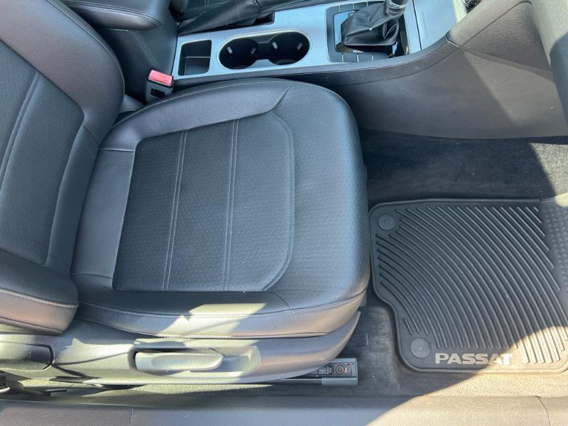 Volkswagen Passat 2.0L TDI SEL Premium 2013