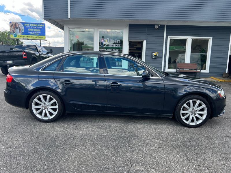 Audi A4 2.0T Sedan quattro Tiptronic 2013
