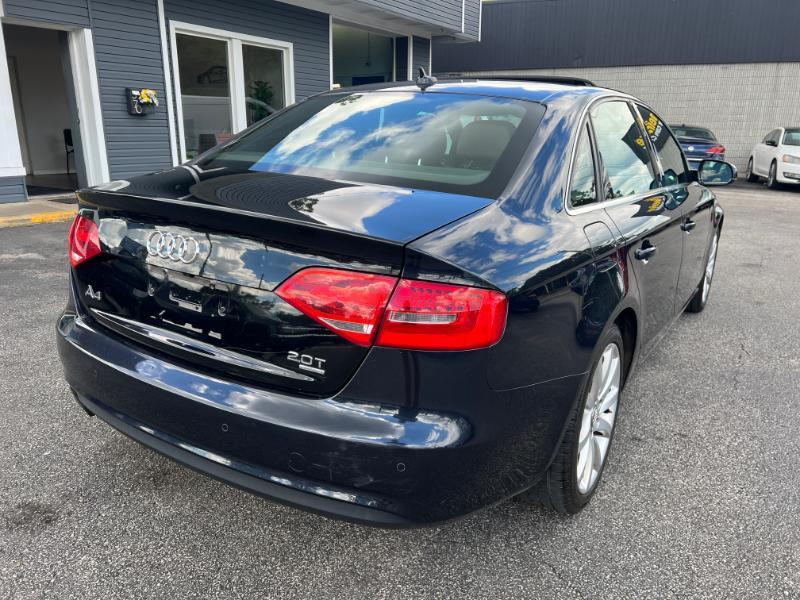 Audi A4 2.0T Sedan quattro Tiptronic 2013