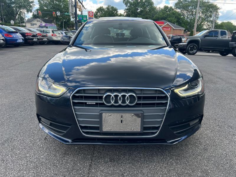 Audi A4 2.0T Sedan quattro Tiptronic 2013