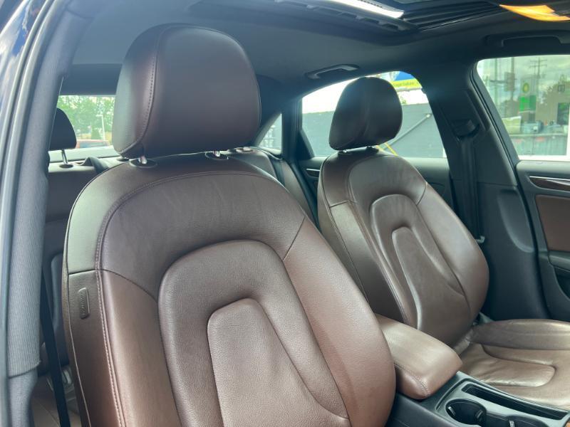 Audi A4 2.0T Sedan quattro Tiptronic 2013