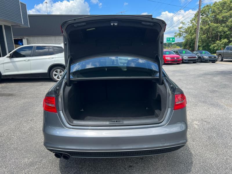 Audi A4 2.0T Sedan quattro Tiptronic 2015