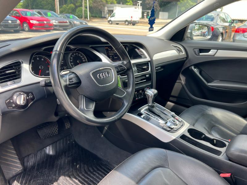 Audi A4 2.0T Sedan quattro Tiptronic 2015
