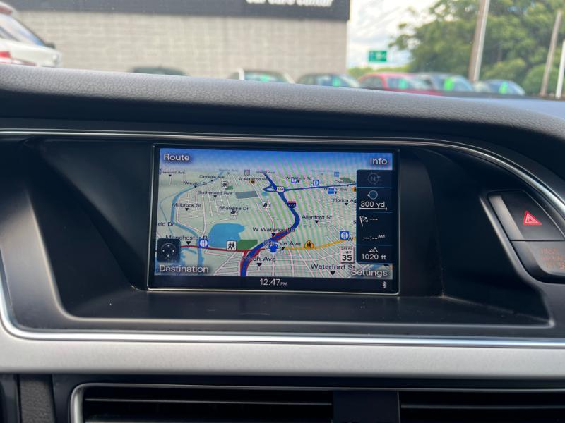 Audi A4 2.0T Sedan quattro Tiptronic 2015
