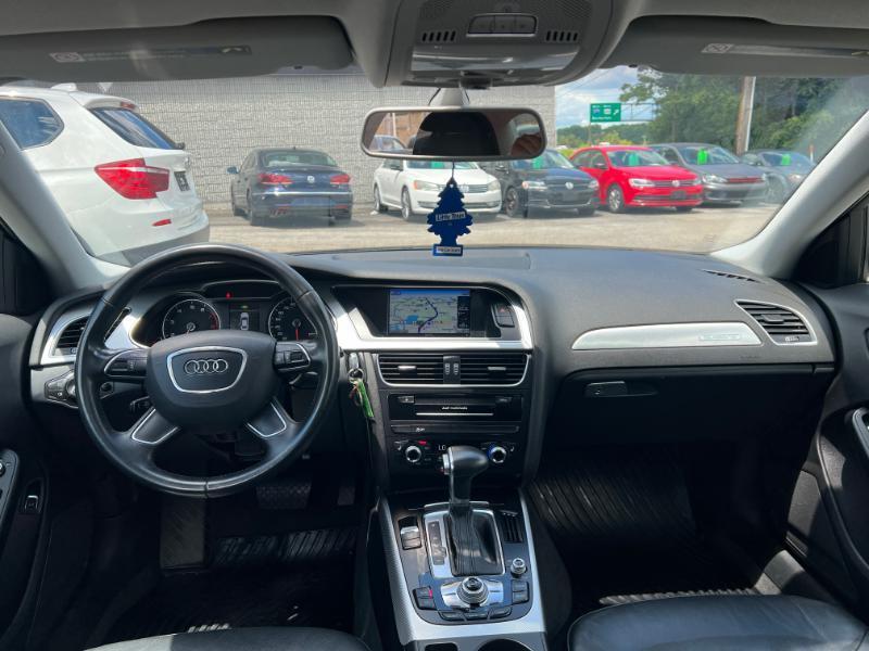Audi A4 2.0T Sedan quattro Tiptronic 2015